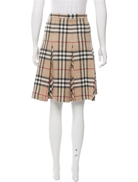 cheka nova skirt burberry|burberry pleated wool skirt.